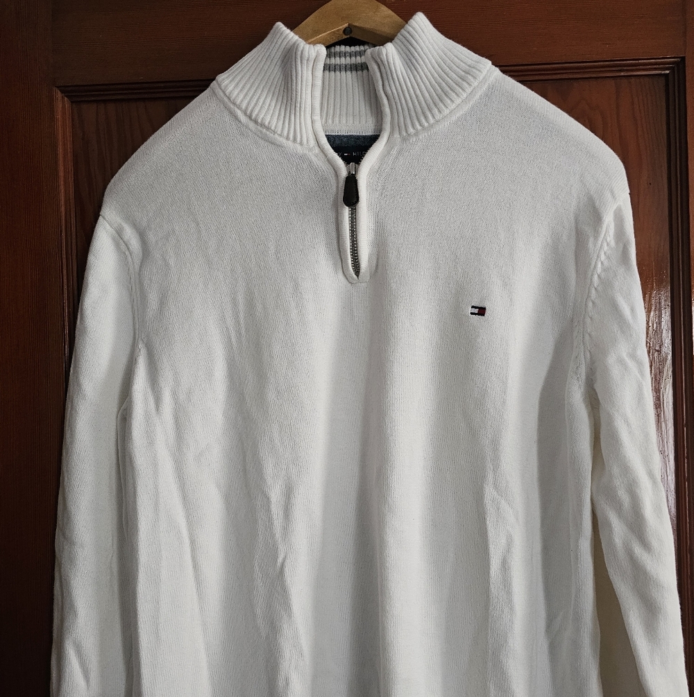 TOMMY HILFIGER SZ LG LADIES White Half-Zip Sweater